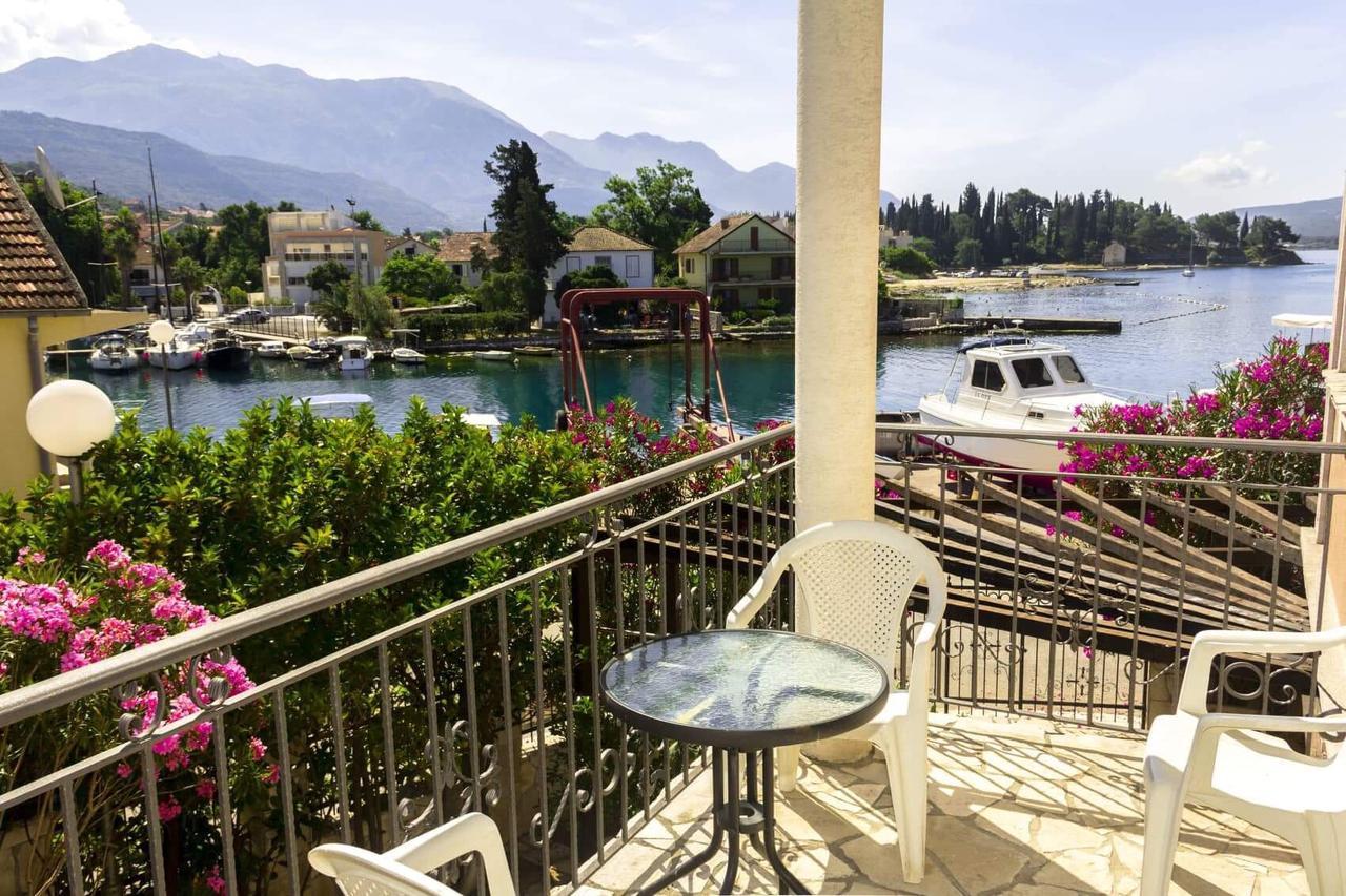 Tivat Star Ξενοδοχείο Εξωτερικό φωτογραφία